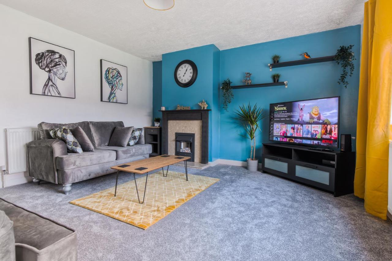 Rookwood House - Spacious Home With Free Parking - Short Stay Leeds Leeds  Bagian luar foto