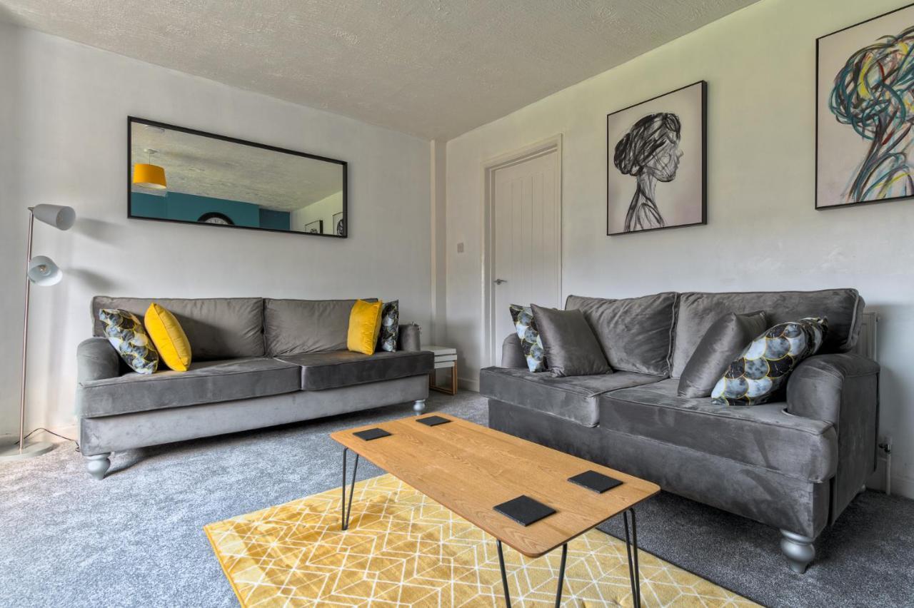 Rookwood House - Spacious Home With Free Parking - Short Stay Leeds Leeds  Bagian luar foto